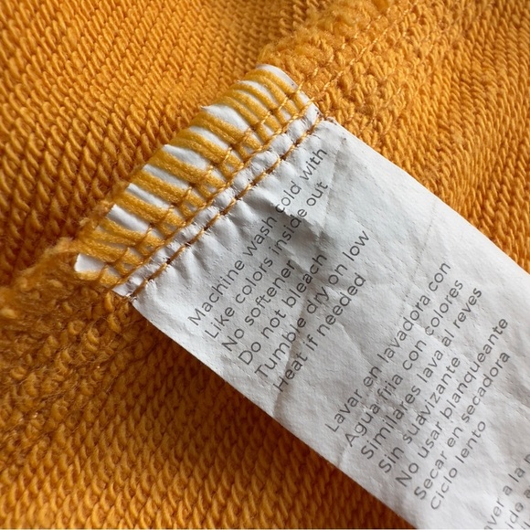 Fabletics US Mens Small Golden Ochre Lightweight Casual Pullover Sweater Hoodie - Picture 9 of 9